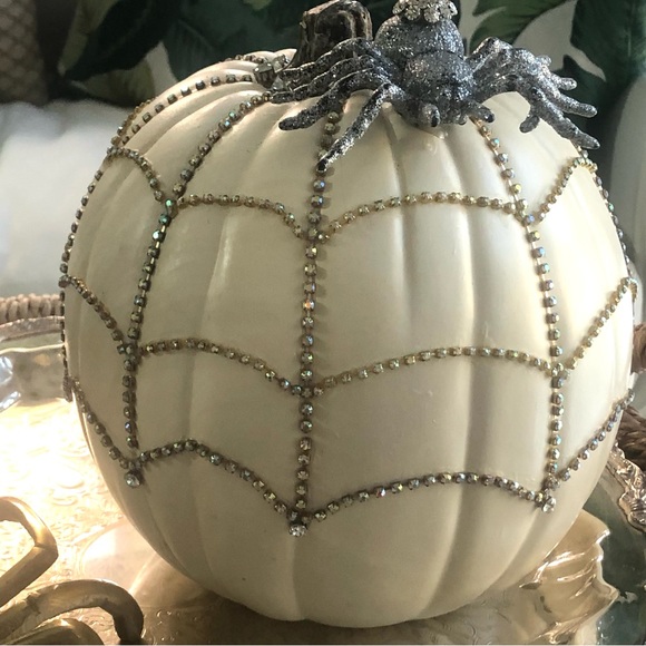 New! Halloween Bling Silver & Gold Rhinestone Spider Pumpkin - Picture 6 of 8